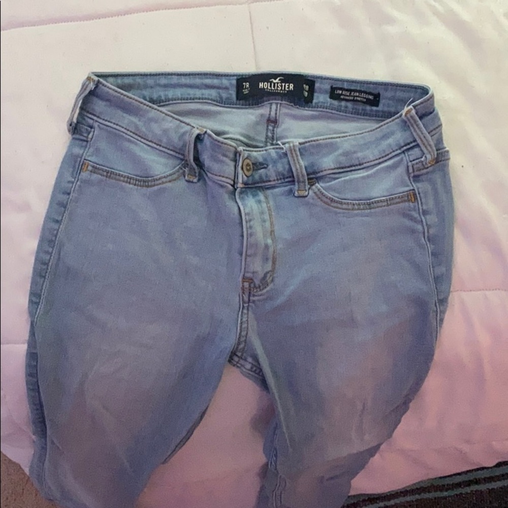 blue tight hollister jeans